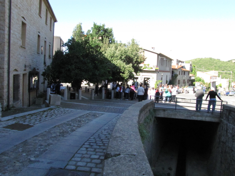 Clicca per vedere l'immagine alla massima grandezza